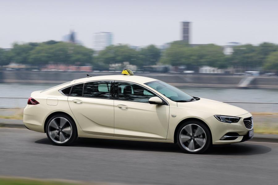  Opel Insignia Grand Sport Taxi 2018 года  (фото 7 из 7)